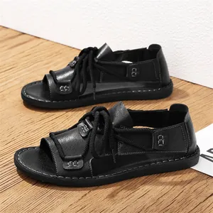 Stijlvolle zwarte waterdichte strandsandalen voor heren met vetersluiting