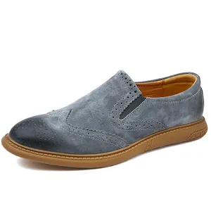 Mocasines Brogue vintage de ante gris para hombre con suela de goma y diseño fácil de poner