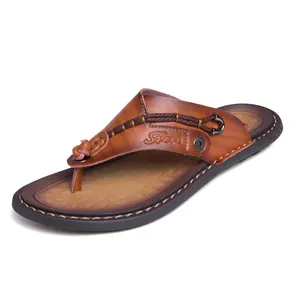 Tongs en cuir marron premium pour hommes avec bride tressée et semelle souple et douce