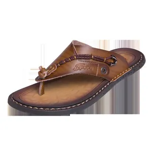 Tongs confortables en cuir marron pour hommes avec logo sport pour activités de plage d'été