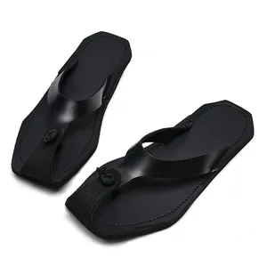 Retro Herren Sommer Flip-Flops mit Knotendesign und quadratischer Zehenpartie in mattem Schwarz