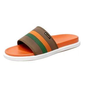 Sandali sportivi da uomo con cinturini a righe e plantare arancione per l'uso estivo casual