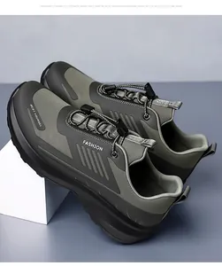 Dettaglio scarpe da trekking e trail running leggere verde oliva da uomo per esterni