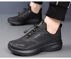 Scarpe da trekking nere da uomo con suola antiscivolo resistente e sistema di allacciatura rapida