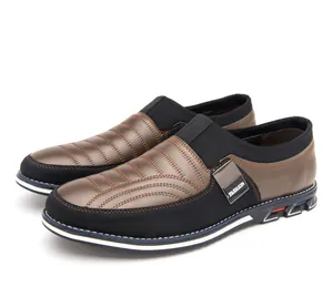 Stilvolle Herren Slipper in Braun und Schwarz mit gestepptem Texturdesign Komfort