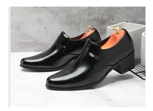 Chaussures cubaines pour hommes en cuir noir poli avec talon haut et bout pointu