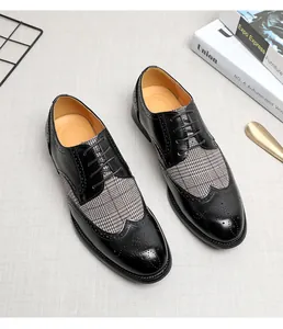 Klassische Herren Brogue-Schuhe im britischen Vintage-Stil für Business und Büro