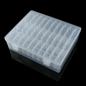 Vue de dessus détaillée de la boîte de rangement en plastique PP à 28 compartiments