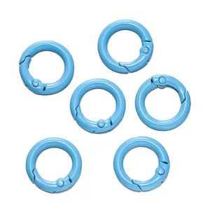 Set aus sechs hellblauen Metall-Federclips für DIY Taschen- und Handyketten Zubehör
