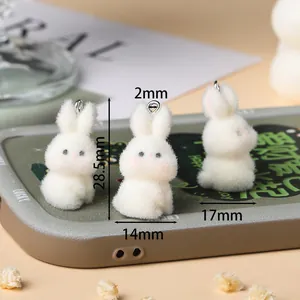 Leuke witte gevlokte konijn hangers voor DIY telefoonhoesje en tas accessoires 28mm