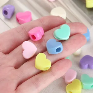 Kleurrijke hartvormige acryl kralen voor DIY sieraden maken in zoete macaron kleuren
