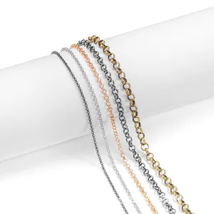Vue détaillée de diverses chaînes à maillons en O pour bijoux DIY en plusieurs tailles.