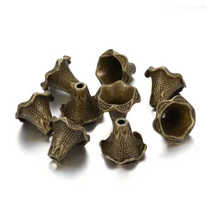 Vintage-Blütenknospen-Perlenkappen aus Legierung in Antikbronze für DIY-Schmuck
