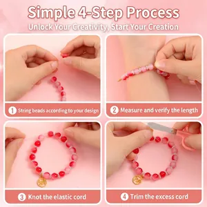 Tutoriel en quatre étapes pour enfiler et nouer des perles pour un kit de bracelet enfant