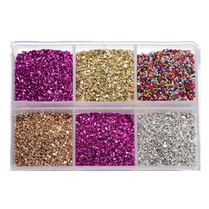 Set di pietre di cristallo naturale frantumate in 6 colori in scatola trasparente