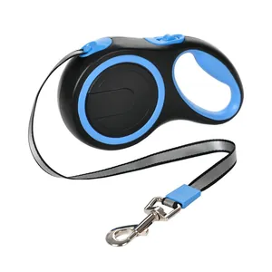 Professional retractable dog leash detail showing reflective tape and sturdy metal hook