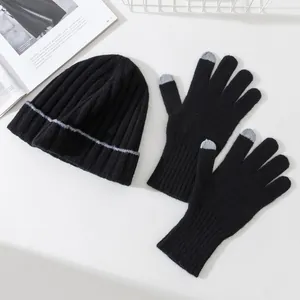 Premium dikke wollen gebreide muts en handschoenen set voor de winter in zwart