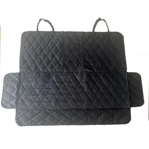 Housse de siège auto matelassée noire et imperméable pour chien avec sangles