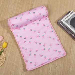 Roze koelmat voor huisdieren met perzikpatroon en geïntegreerd kussen voor de zomer