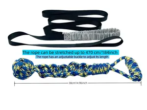 Détail du jouet à tirer pour chien avec corde extensible de 470cm et balle tressée.