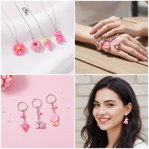 Gemengde roze harsbedeltjes met dinosaurus- en dessertontwerpen voor DIY-sieraden
