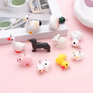 Collectie schattige hars dierenbedels voor DIY telefoonhoesjes en sleutelhanger accessoires