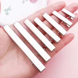 Set van zilveren metalen eendenbek haarspelden in zeven maten voor DIY haaraccessoires