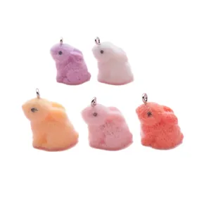 Cinq pendentifs mini lapins floqués colorés pour bijoux DIY et accessoires porte-clés