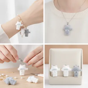 Collage de cuatro imágenes con lindos colgantes de gato flocado para hacer joyas DIY