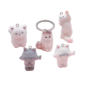 Set de colgantes de gato blanco flocado para llaveros DIY y manualidades de joyería