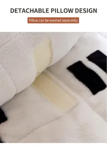 Primo piano del design del cuscino rimovibile con velcro su un morbido tappetino per cani