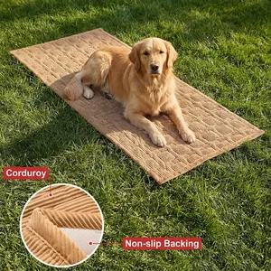 Tapis chien antidérapant en velours côtelé pour voiture, lit de voyage 130x63 cm.
