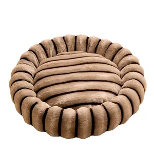 Cuccia rotonda in peluche premium per cani e gatti con trama a strisce marrone caldo