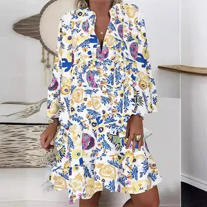 Stylisches lockeres V-Ausschnitt Mini-Kleid mit Bohème-Print und 3/4-Rüschenärmeln