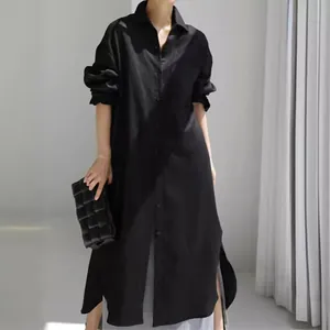 Elegante vestido camisero de algodón y lino negro extragrande con manga larga y botones