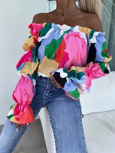 Chic chemisier à épaules dénudées avec imprimé floral abstrait et manches à volants