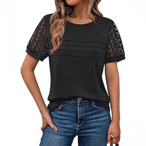 Elegante t-shirt nera da donna con maniche corte in pizzo e scollo rotondo