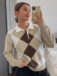 Élégant pull femme oversize avec motif à losanges et col polo blanc contrasté