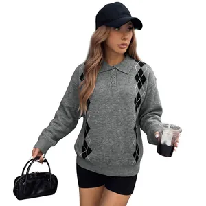 Maglione in maglia a maniche lunghe da donna con motivo a rombi grigi e colletto polo