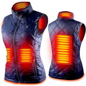 Vista dettagliata del gilet riscaldato smart da donna con zone di ricarica USB