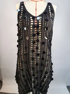 Vestido playero de punto calado negro con lentejuelas para vacaciones