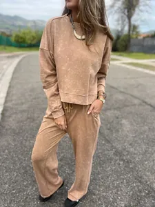 Women's casual acid-wash two-piece lounge set with drawstring pants and long-sleeve sweatshirt
