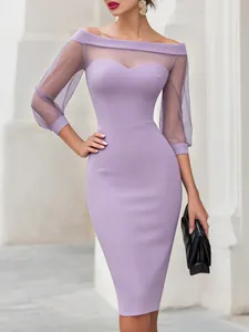 Abito midi viola elegante con scollo a barca in mesh e design aderente per dettagli