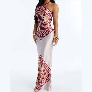 Vestido largo elegante de satén sin mangas con estampado floral y talle ajustado