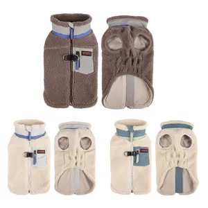 Gilet d'hiver épais et chaud en polaire pour chien avec anneau en D multicolore