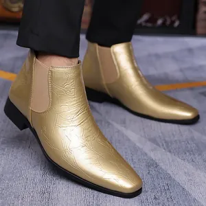 Botas Chelsea de hombre en cuero dorado con punta afilada y cómodo diseño sin cordones