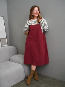 Μπορντό φόρεμα σαλοπέτα σε στυλ workwear με ριγέ μπλούζα για γυναίκες