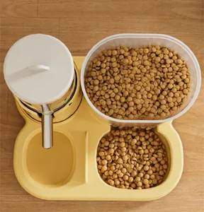 Top-down view of the automatic 2-in-1 hamster waterer and food feeder combo