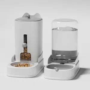 Set distributore automatico di cibo e acqua ad alta capacità per gatti e cani, moderno