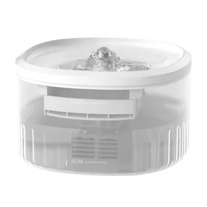 Fontaine à eau automatique pour chats et chiens au design blanc minimaliste épuré